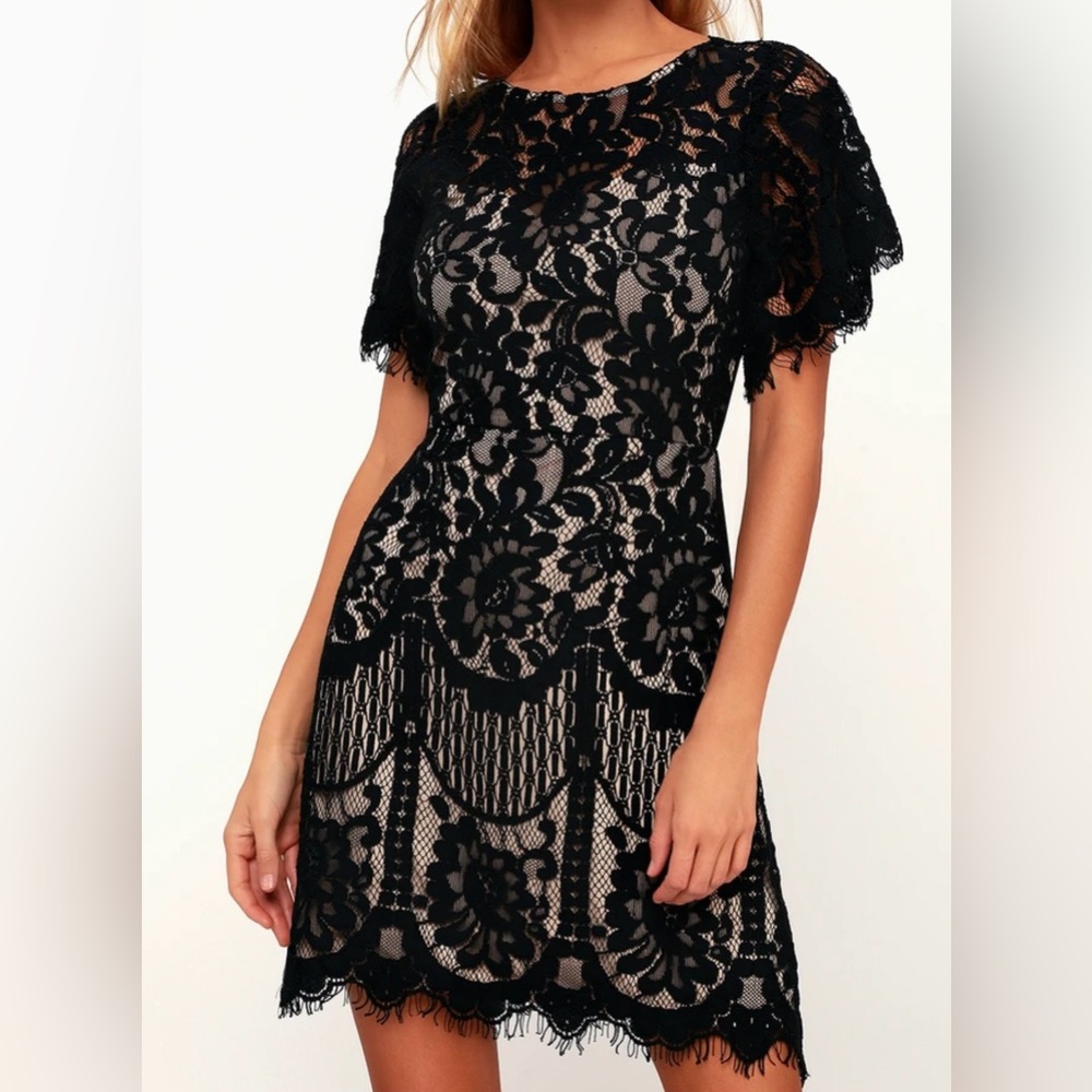 Lulu's Black and White A-line Midi Dress with Flutter Sleeves